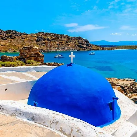 Lalos אורחן פארוס